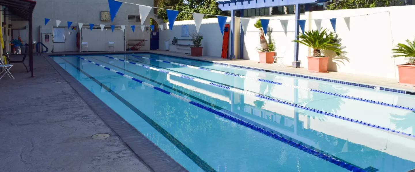 capital outdoor pool 